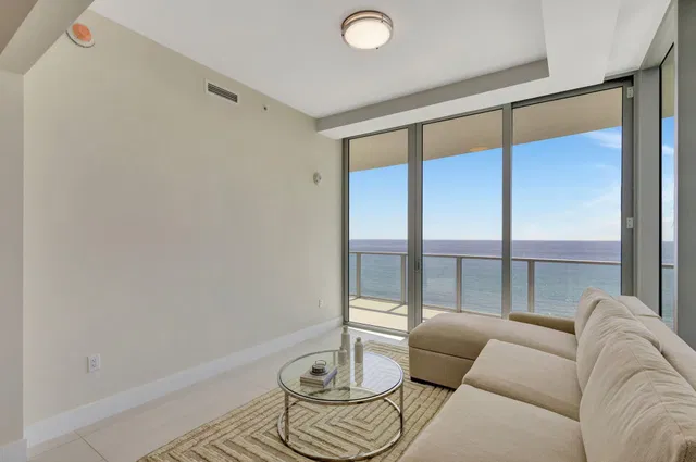 Amrit Ocean Resort & Residences Unit H1504 photo 5