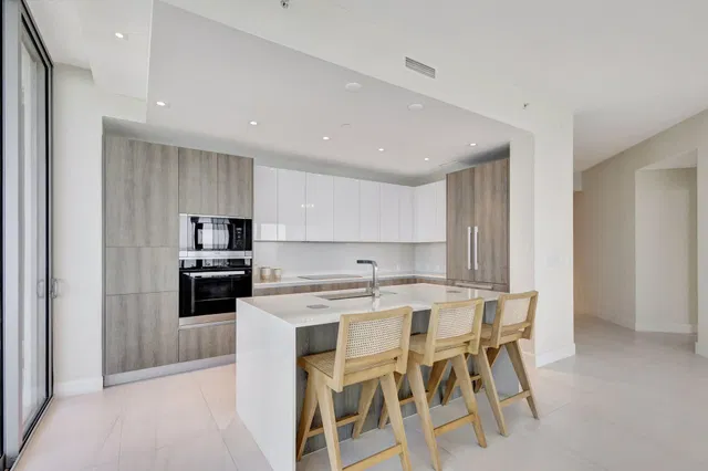 Amrit Ocean Resort & Residences Unit H1504 photo 11