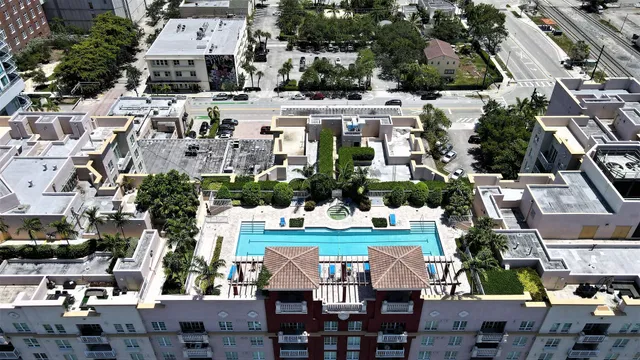 The Whitney Unit 631 photo 2