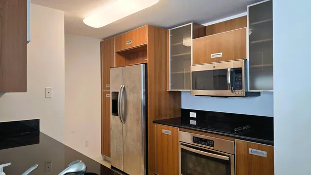 The Whitney Unit 631 photo 7