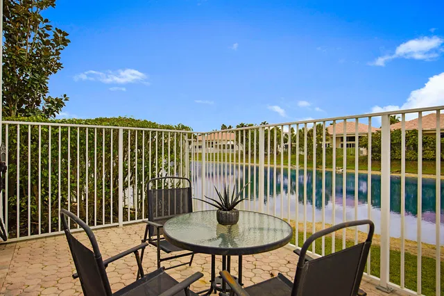 Boca Grove Residence photo 31