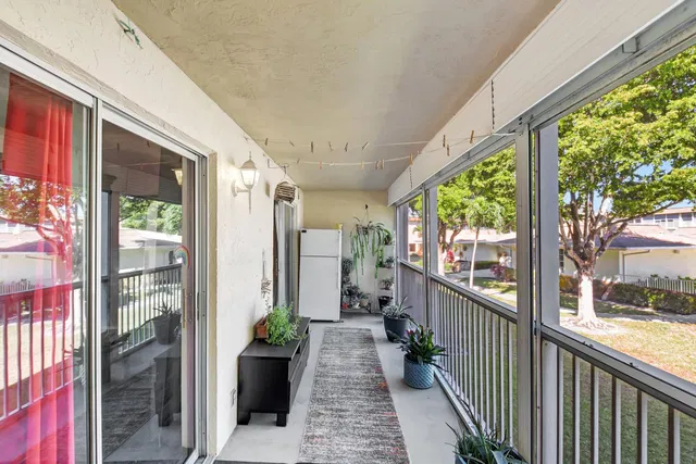 Unit 212 photo 14