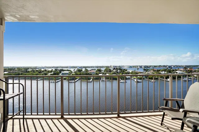 3581 S Ocean Boulevard #8f