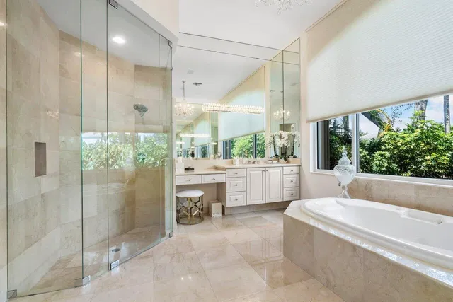 Woodfield Country Club Residence photo 10