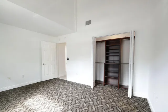 610 Clematis Unit 130 photo 20
