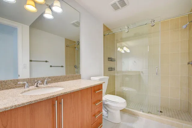 610 Clematis Unit 130 photo 21