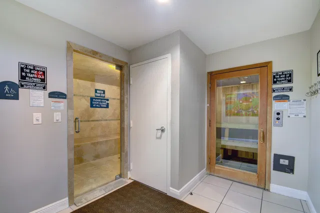 610 Clematis Unit 130 photo 36