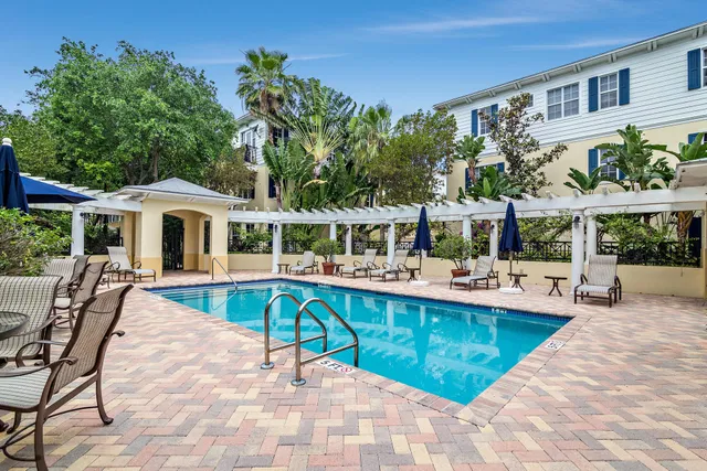 Magnolia Court Residence photo 31