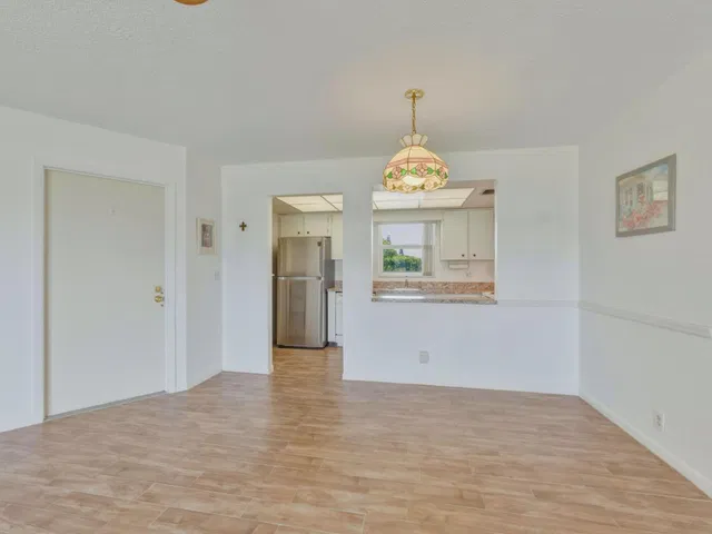  Unit 103 photo 11