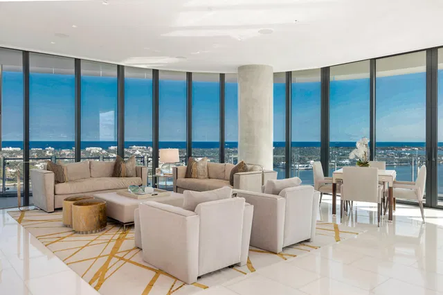 The Bristol Palm Beach Unit 1704 photo 4