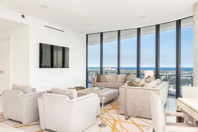 The Bristol Palm Beach Unit 1704 photo 5
