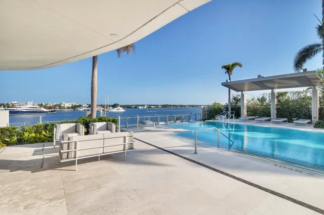 The Bristol Palm Beach Unit 1704 photo 15