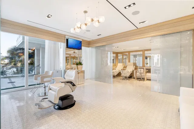 The Bristol Palm Beach Unit 1704 photo 24