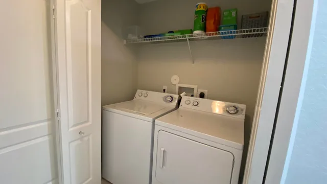 Unit 104 photo 19