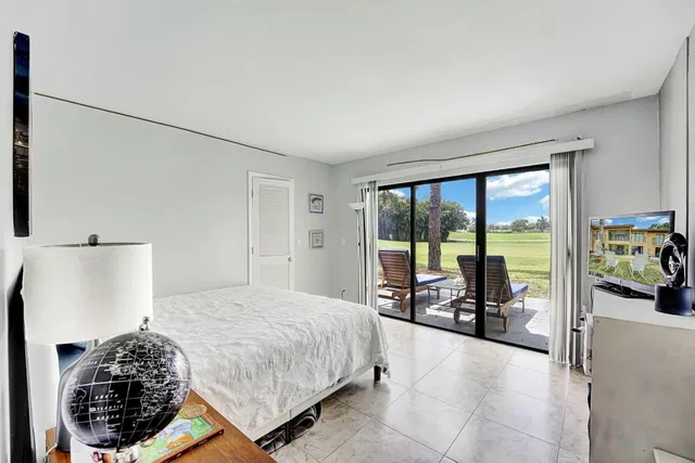 Residence photo 12