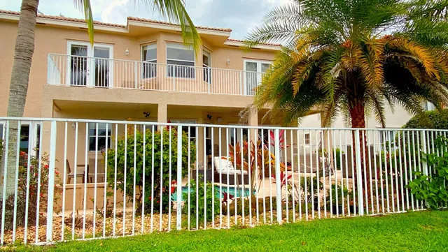 Residence photo 10