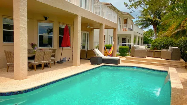 Residence photo 24