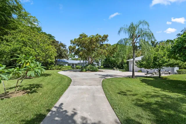 Residence photo 10