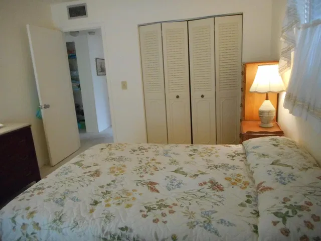 Unit 106 photo 16