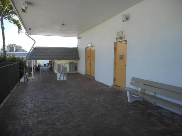 Unit 106 photo 27