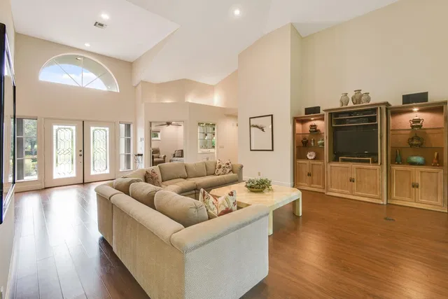 Harbour Ridge Residence photo 8