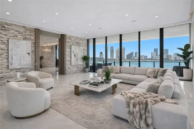 Prive Island Residences 803