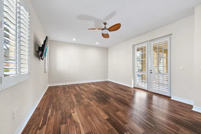 Canterbury Place Residence photo 15