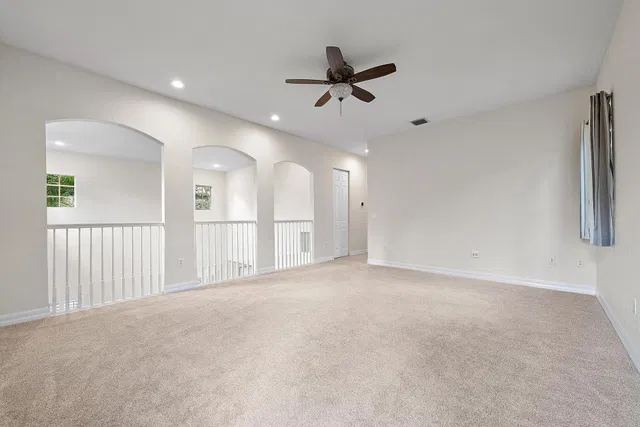 Canterbury Place Residence photo 18