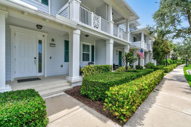 Mallory Creek Abacoa Residence photo 5