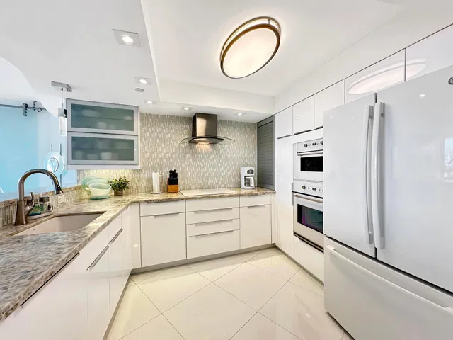 Tiara Singer Island Unit 4-D photo 10