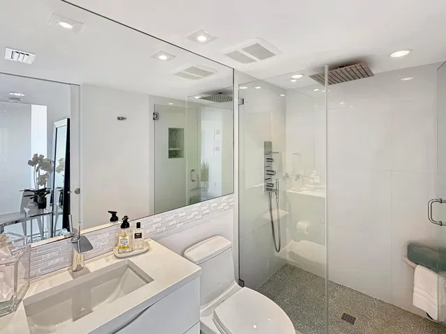 Tiara Singer Island Unit 4-D photo 23