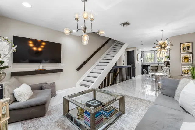 Cityside West Palm Beach Unit 3 photo 9