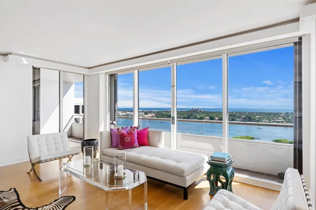 The Plaza of The Palm Beaches Unit 21 C/D photo 7