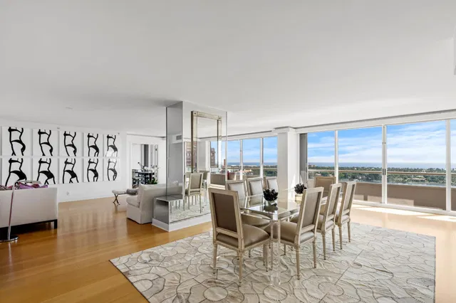 The Plaza of The Palm Beaches Unit 21 C/D photo 9