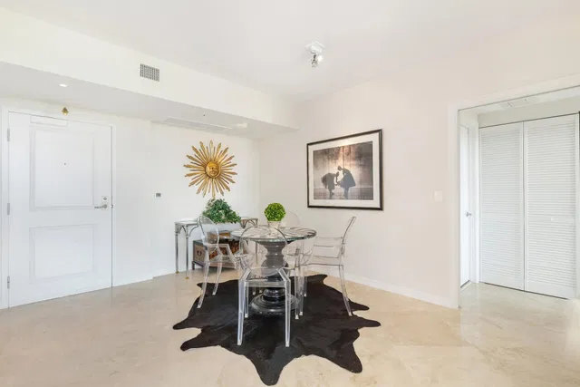 The Metropolitan Unit 416 photo 8