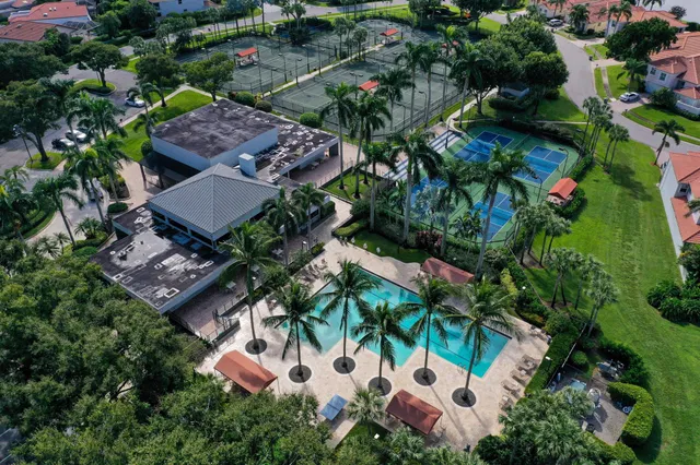 St. Andrews Country Club Residence photo 54