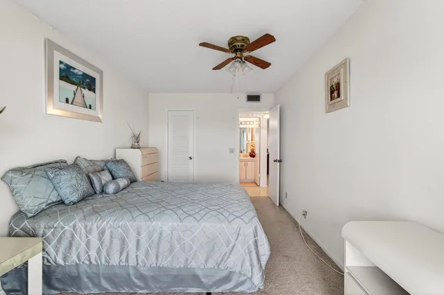 Residence photo 38