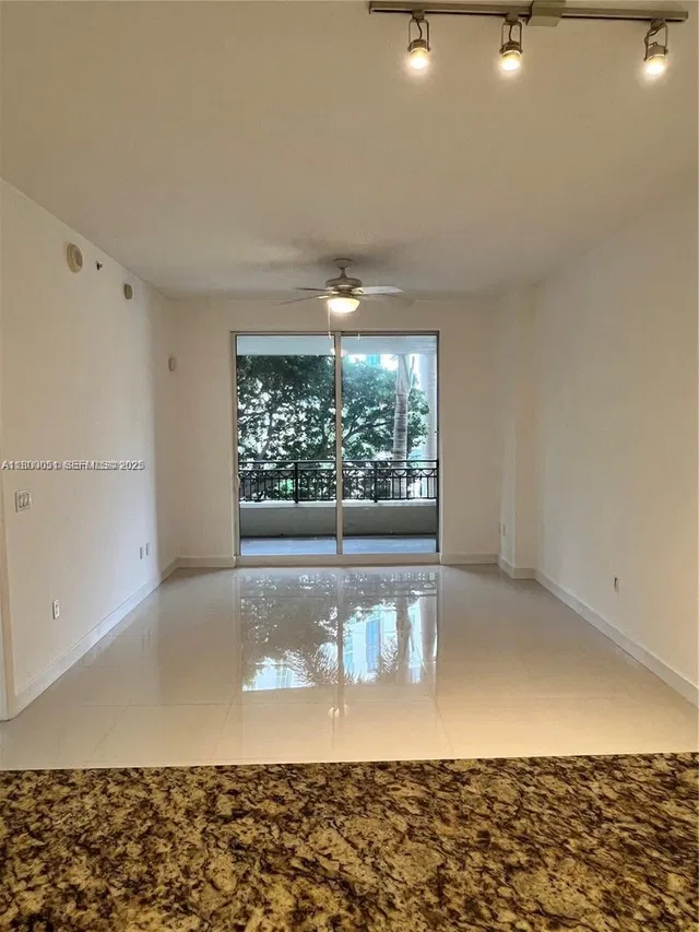 Cityplace South Tower Unit 214 photo 5