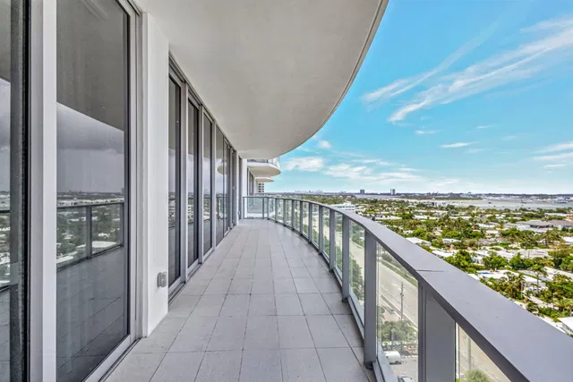 Amrit Ocean Resort & Residences Unit P1401 photo 22