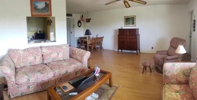 Unit 306 photo 11