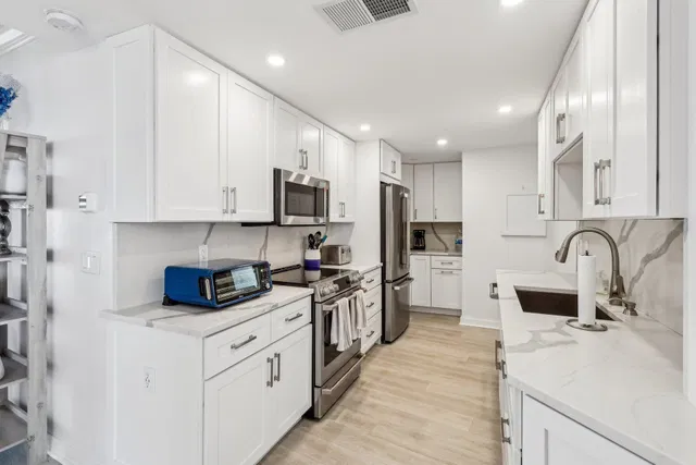 Singer Island Unit Pha photo 11