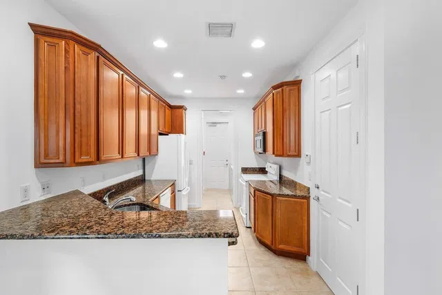 Mallory Creek Abacoa Residence photo 6