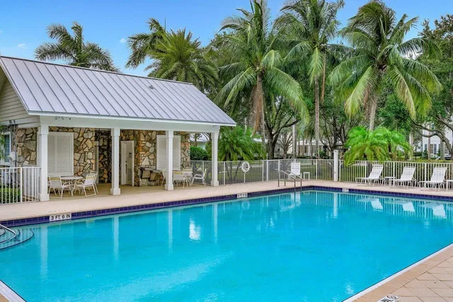 Mallory Creek Abacoa Residence photo 35