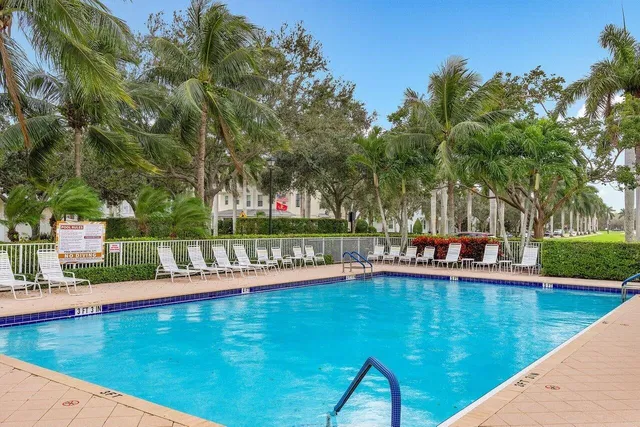 Mallory Creek Abacoa Residence photo 42