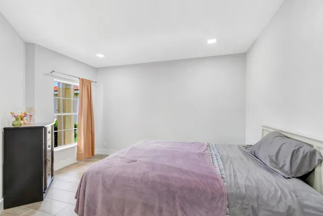 Residence photo 9