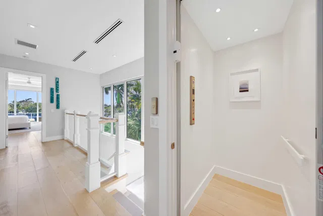 Palm Trail Delray Beach Residence photo 27