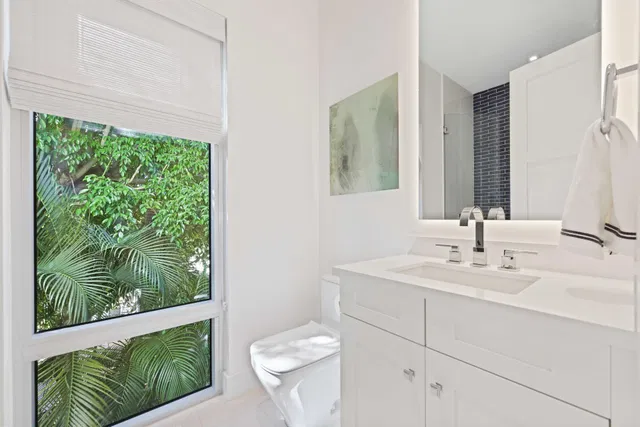 Palm Trail Delray Beach Residence photo 39