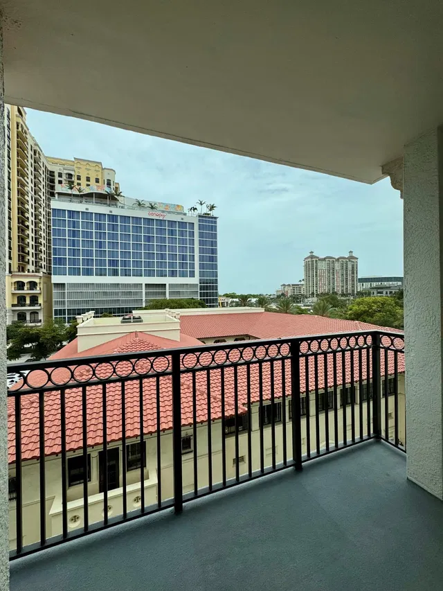 The Prado Unit 533 photo 28