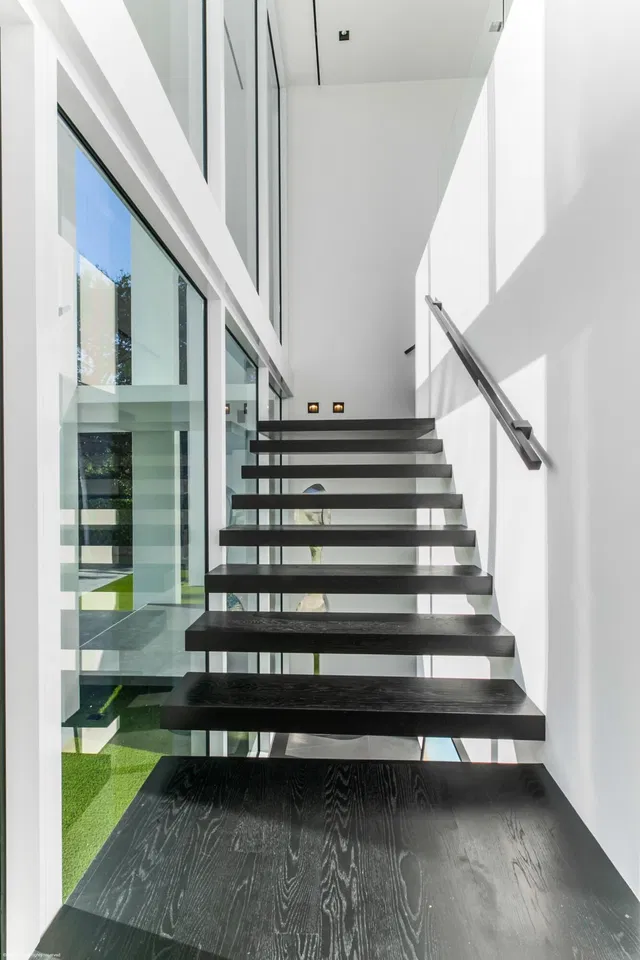 Residence photo 24