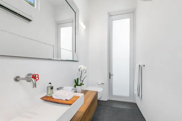 Residence photo 72